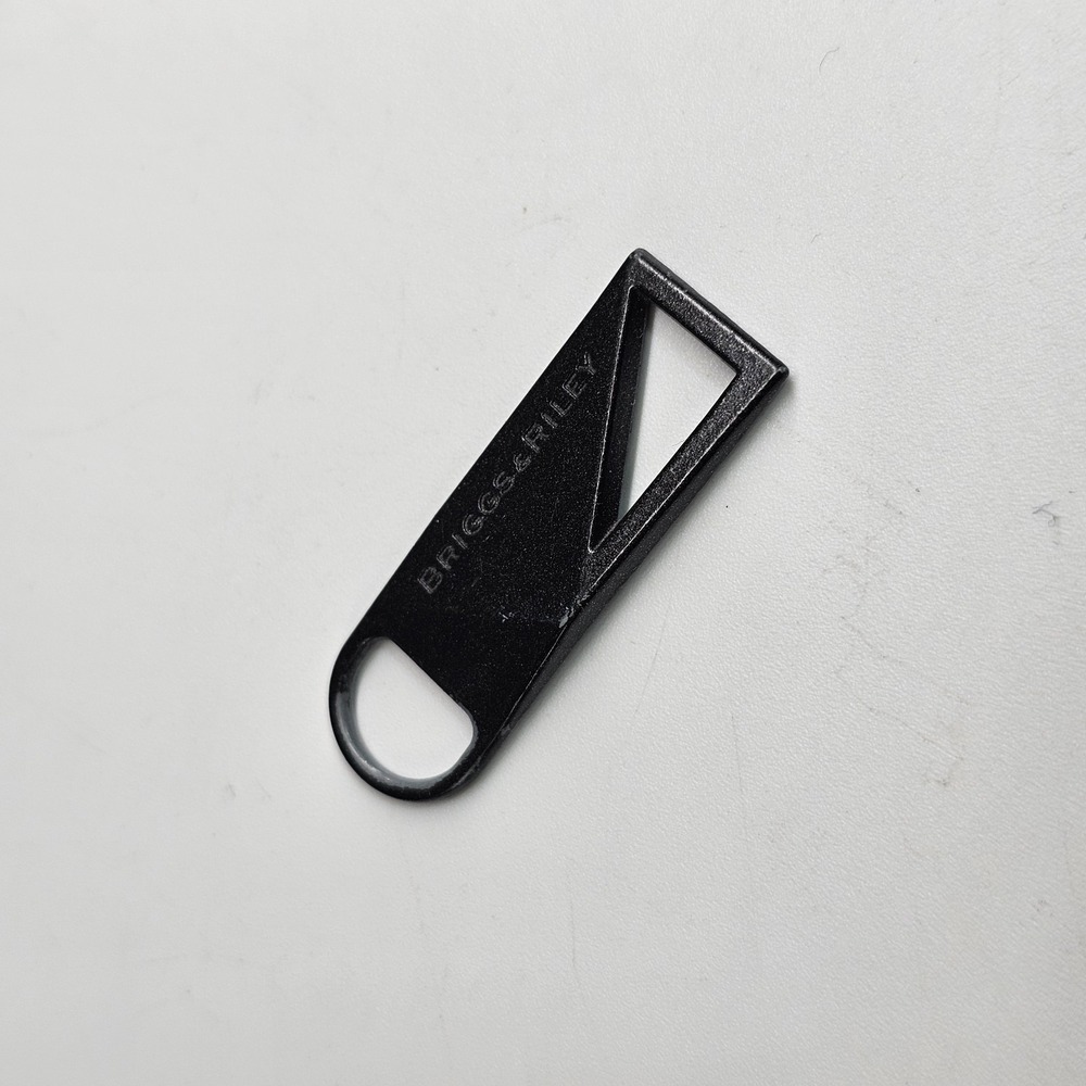 2 X Briggs & Riley Zipper Pulls Black 1-1/2 & 1-3/4" Replacement - Picture 4 of 6